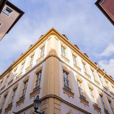 Barockes Wohnen Am Marktplatz-Stadtmitte Würzburg Dış mekan fotoğraf